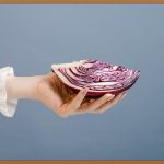 배추흰나비 애벌레, 우리집 텃밭 지킴이?