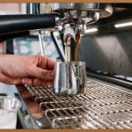 이중턱 지방흡입, 숨겨진 V라인을 찾아봐요!