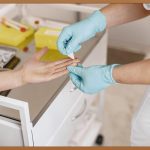 손가락 통증, 참지 말고 똑똑하게!