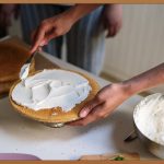 촉촉한 행복 레시피: 집에서 머핀 만들기