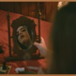 침실 분위기 UP! 나만의 액자 고르는 법