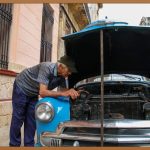 어르신들의 자유로운 이동, 전동차 선택 가이드