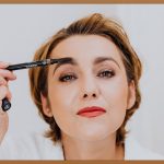 눈썹 제모, 안전하고 깔끔하게!