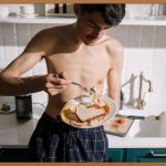 🥪 오늘 점심은 햄치즈 샌드위치 어때요?