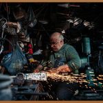 용접 안전: 당신의 다리를 지키는 필수템